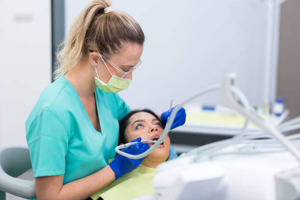 Best Dentist for Tooth Abscess  in Steger, IL