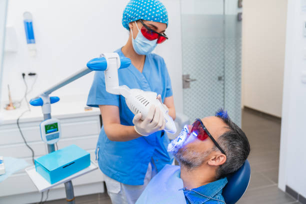 Best Cracked Tooth Emergency Dentist  in Steger, IL